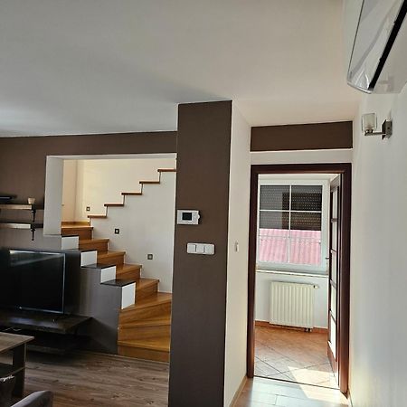 Na Rynku Lägenhet Ślesin Exteriör bild